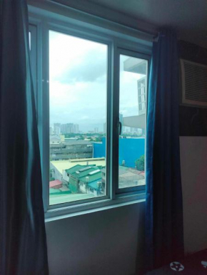 15th Floor Cozy Studio Unit with Netflix, AC and Free Wifi in Mplace